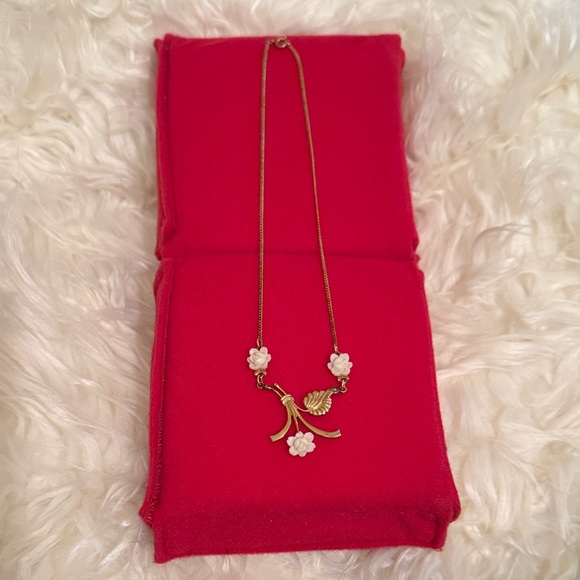 Vintage Amco Gold Filled Flower Necklace - Rare Design - Picture 1 of 4